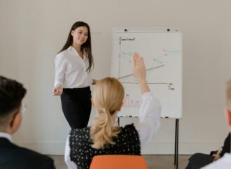 Public vs. Private B-Schools in India: Navigating the Landscape of Management Education