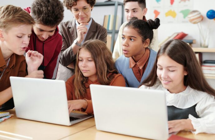 The Transformational Impact of AI and Technology on MBA Curriculums