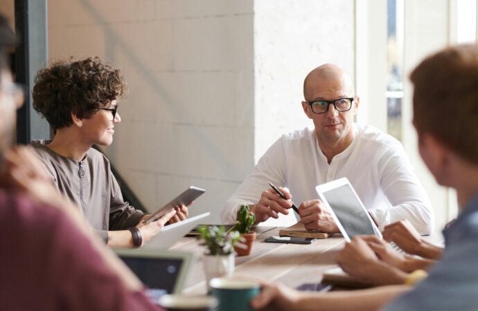 Why Group Discussions in MBA Admissions Are More Than Just a Test of Communication Skills