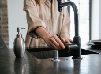 From Chores to Projects: How AI is Simplifying Daily Tasks for Indian Households