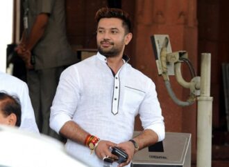 What Challenges Do Young Politicians Face in Modern India?